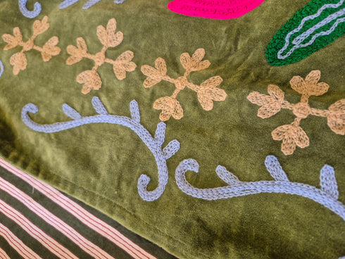 Velvet Peacock